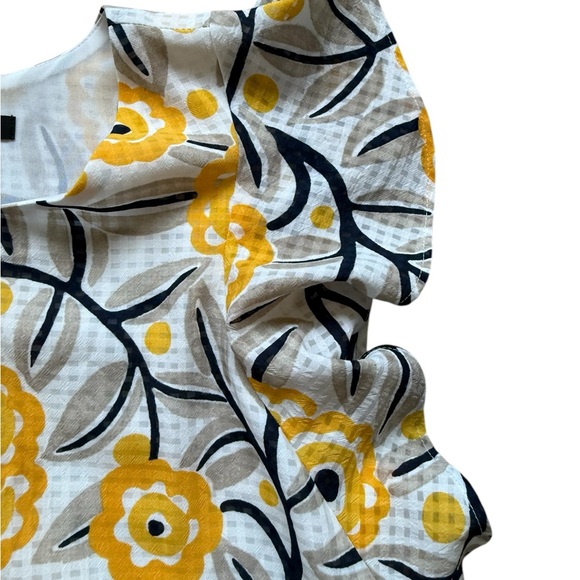 Ann taylor factory Floral Top in Yellow and navy - Picture 2 of 7